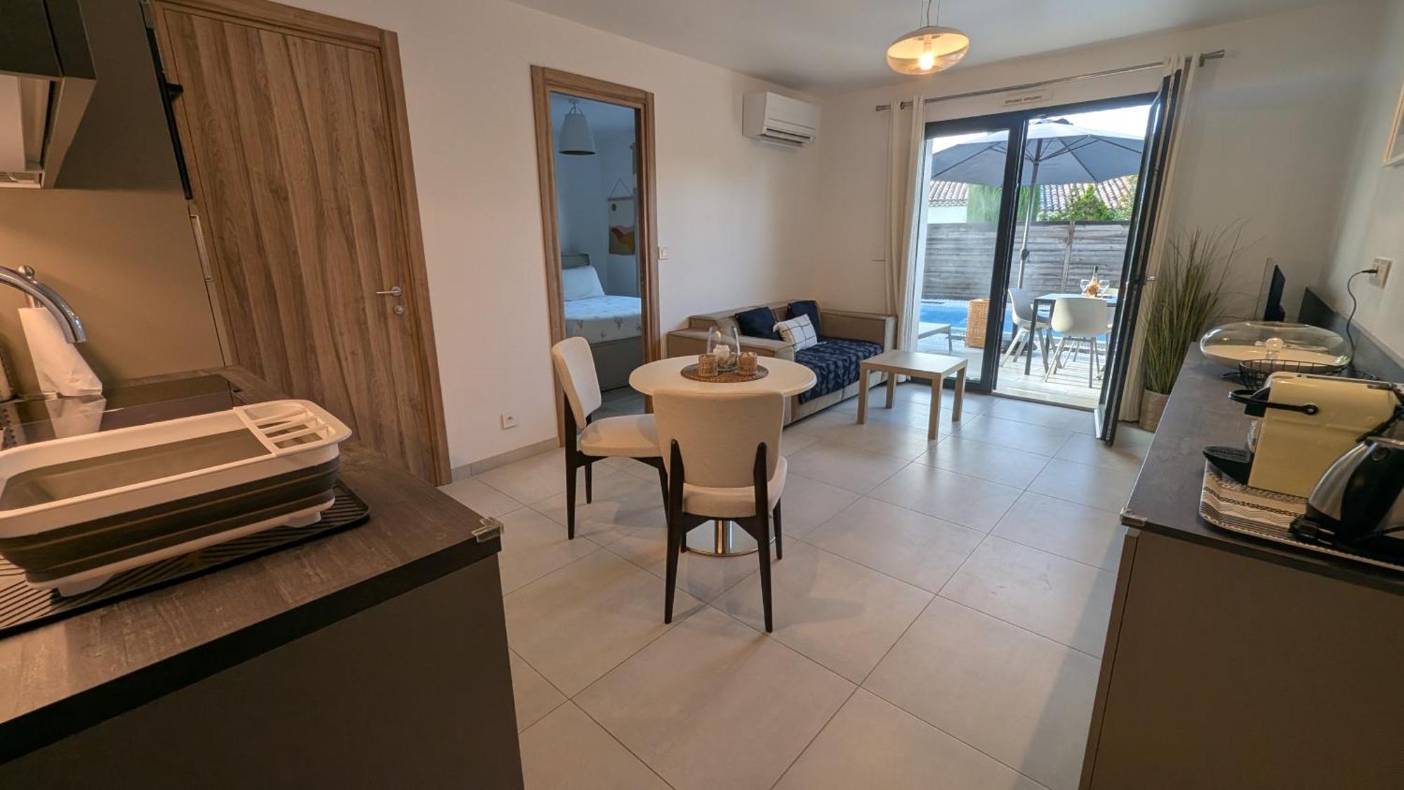 Appartement Luxe Avec Piscine Chauffee & Jacuzzi Prive - Cote D'Azur Roquefort-les-Pins Exteriör bild